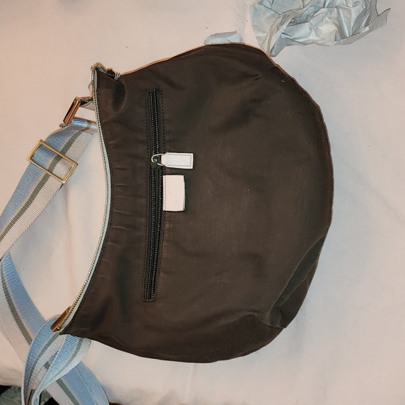 Gucci Monogram Bag - Picture 5 of 16